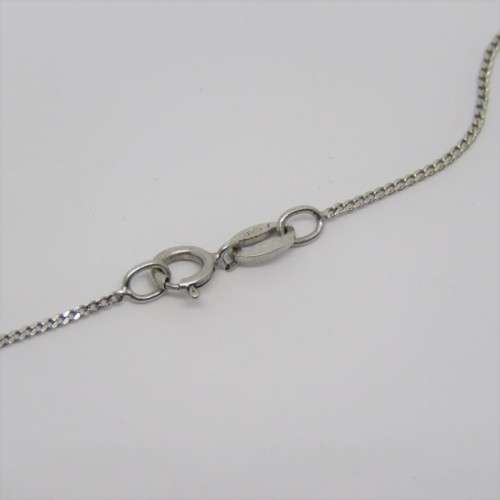 Sterling silver necklace with blue stone pendant - Weighs 2.0grams - Size: 26cm