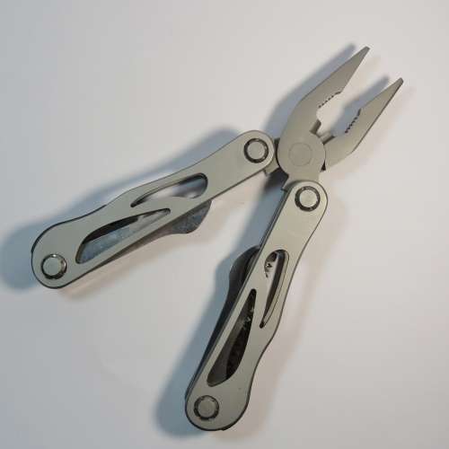 Fold up multi tool knife in sheath - Leatherman type - No name