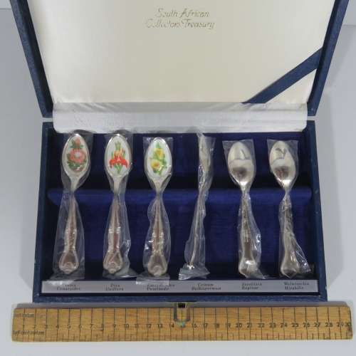 South African Wildflower spoon collection - Perfect condition