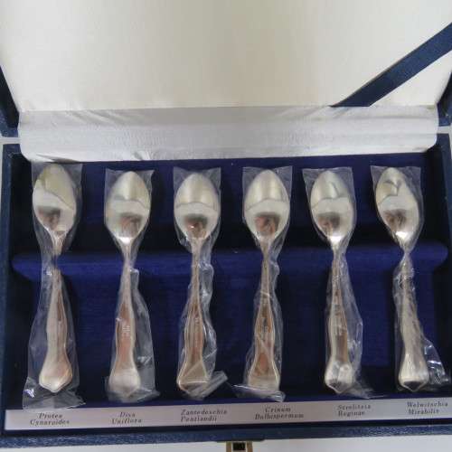 South African Wildflower spoon collection - Perfect condition