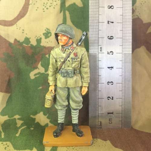 WW2 1944 Italian 2nd infantry division lead soldier - DelPrado collection
