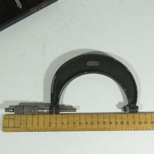 Vintage Central toll Co. outside micrometer - 0-4`