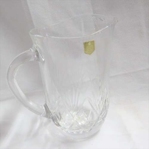 Glass jug presented by Wineberg High School to Bob Woolmer, SA Cricket coach - 2006