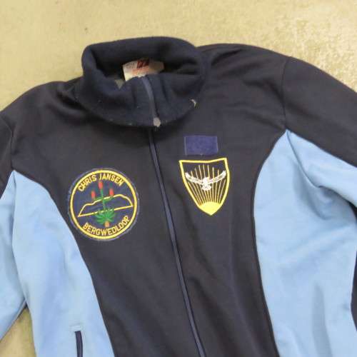 SA Air Force Gymnasium tracksuit jacket with Chris Jansen Bergwedloop badge - Armpit to Armpit: 57cm