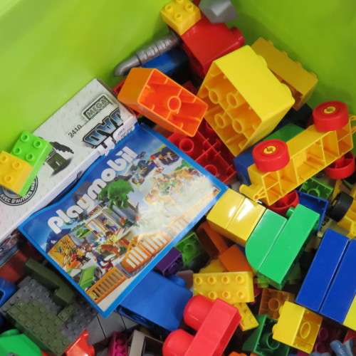 Large lot of assorted building blocks - Lego Duplo, Mega blocks, Playmobil - Plastic bin included