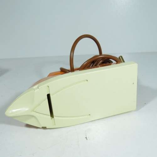Vintage Dream Streamer Salt iron with original box and attachtments