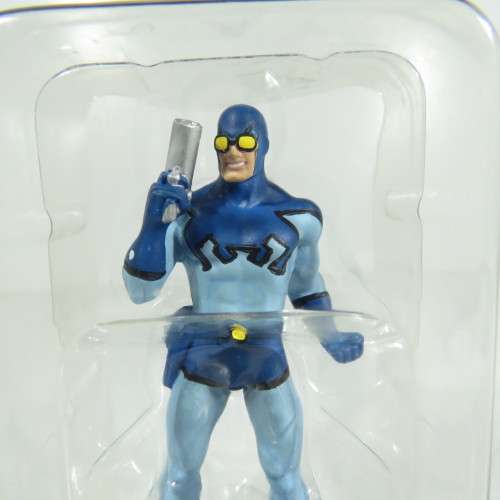 Eaglemoss DC Comics Super Hero collection #34 Blue Beetle figurine with magazine