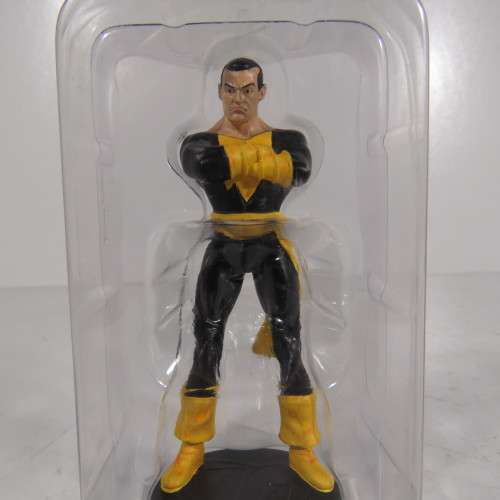 Eaglemoss DC Comics Super Hero Collection #29 Black Adam figurine with magazine