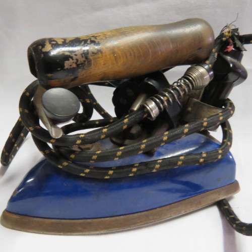 Vintage electrical sad iron - Not tested