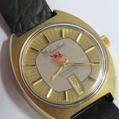 Vintage Lucien Piccard Electronic Sonictron watch - Movement runs but watch not working