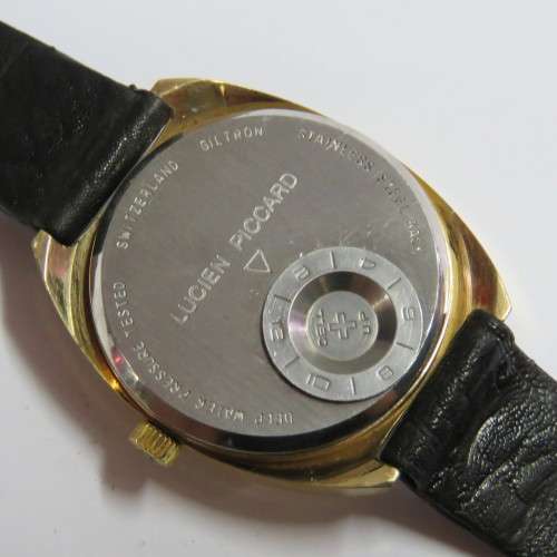 Vintage Lucien Piccard Electronic Sonictron watch - Movement runs but watch not working