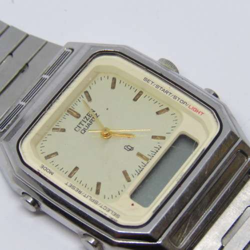 Vintage Citizen Quartz digital /analog mens watch - Working - T011-312805 Y