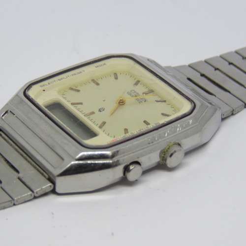 Vintage Citizen Quartz digital /analog mens watch - Working - T011-312805 Y