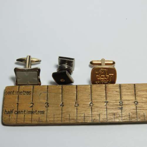 3 Pairs of vintage cufflinks