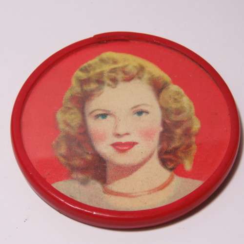 Vintage pocket mirror with picture