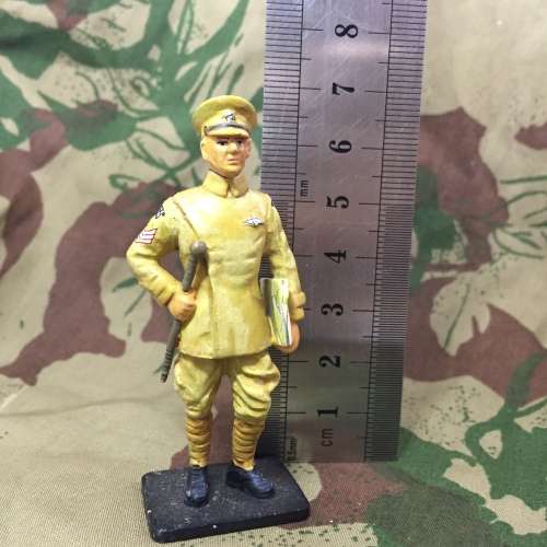 Delprado 1914 UK Royal Flying corps sergeant lead soldier
