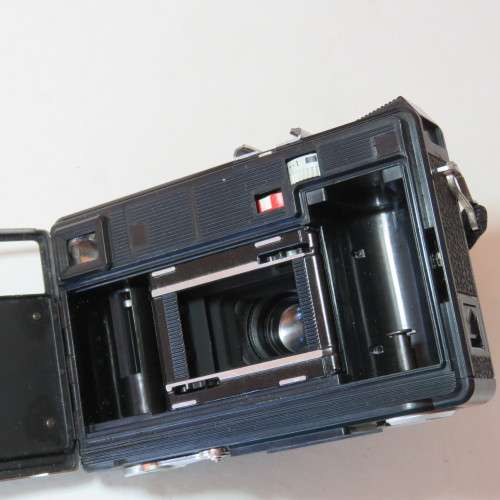 Vintage Voigtlander Vitessa 500 S 35mm camera with Prontor 500 LK 42mm/f.2.8 lens