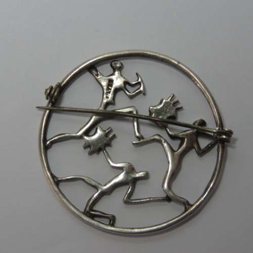 African motif silver brooch - Weighs 9,4 grams