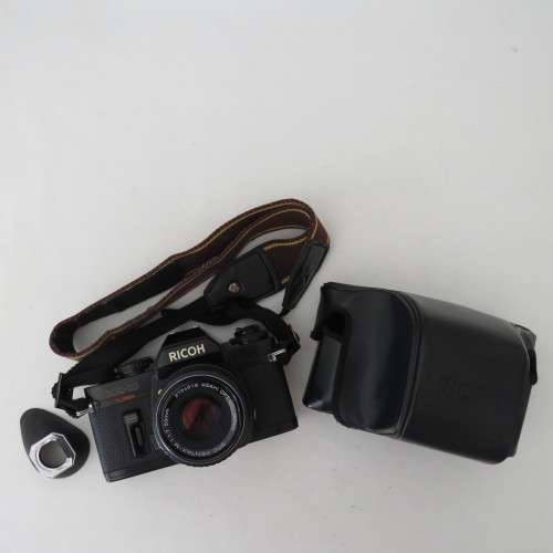 Ricoh KR-10 Super 35mm camera with SMC-Pentax-M 1:1,7 50mm lens