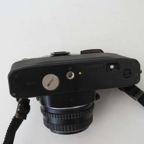 Ricoh KR-10 Super 35mm camera with SMC-Pentax-M 1:1,7 50mm lens