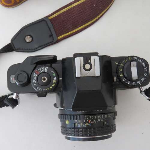 Ricoh KR-10 Super 35mm camera with SMC-Pentax-M 1:1,7 50mm lens