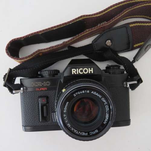 Ricoh KR-10 Super 35mm camera with SMC-Pentax-M 1:1,7 50mm lens