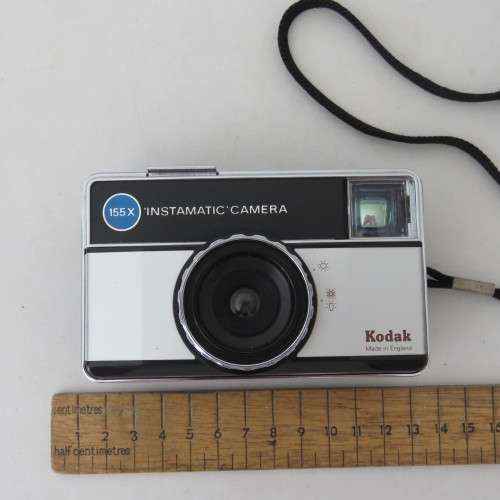 Vintage Kodak 155x Instamatic camera in pouch