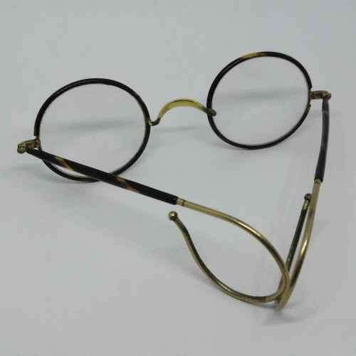 Pair of Vintage Imitation tortoise shell glasses