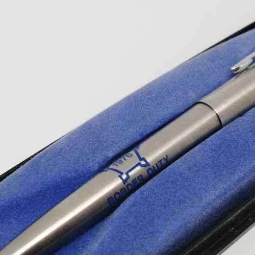 1976 SADF Border Duty Christmas parker pen - Presented by the SADF Fund