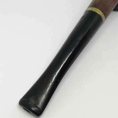 Vintage wooden smoking pipe