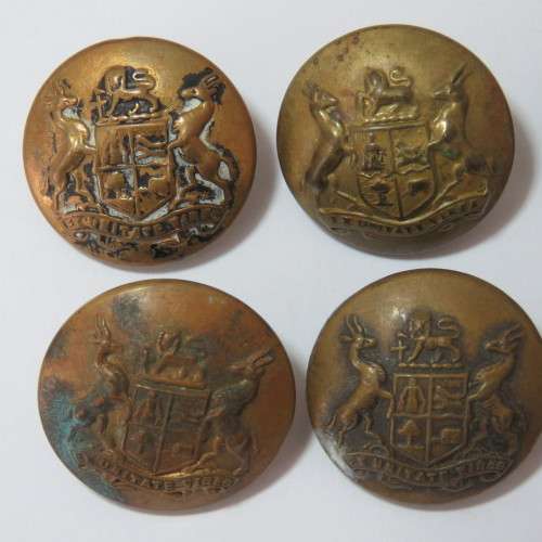 South Africa Defense Force military buttons - Lot of 6 - All with different markers - Hard to get