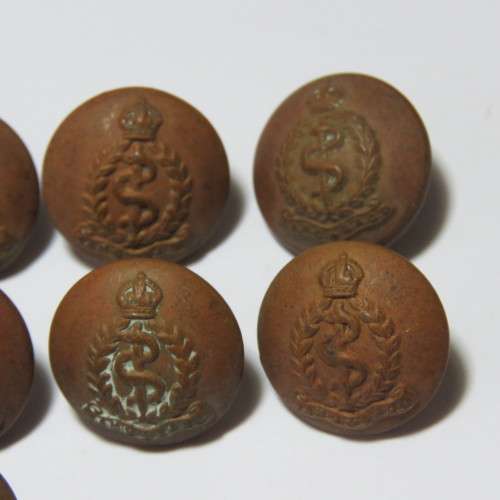 SA Medical Corps WW2 and earlier - Lot of 7 small brown buttons