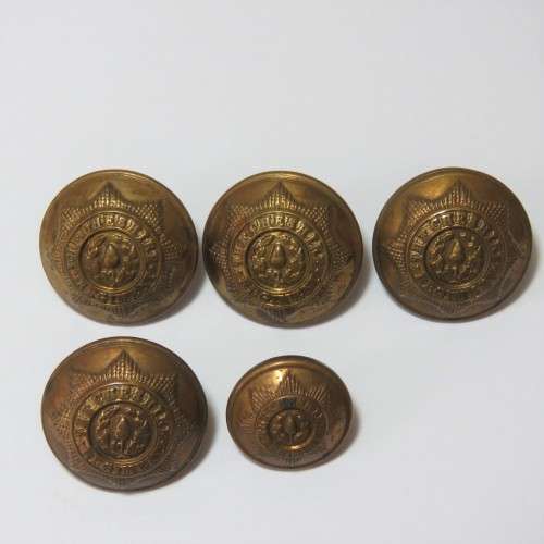 The Cheshire Regiment brass buttons lot of 5 - 4 Tunic - 1 Pocket - Early versions