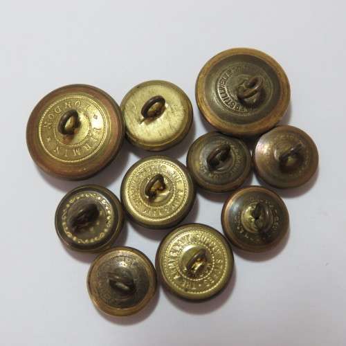 Royal Engineers George 5 buttons - Lot of 10 - 2 Tunic - 2 Pocket - 5 Epaulette