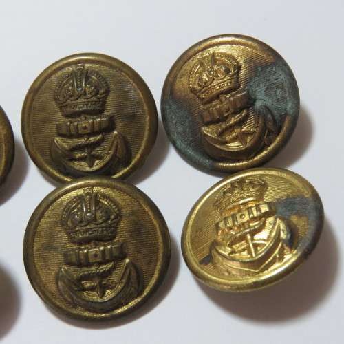 Royal Navy buttons - King`s crown lot of 6 buttons made by Smith and Wright, Birmingham