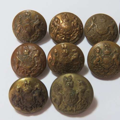 British military brass buttons - Lot of 10 - All from different makers