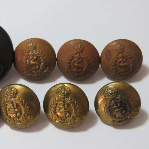 SA Medical Corps buttons WW2 and earlier large and small Bakelite - 3 Small brass - 3 Small brown