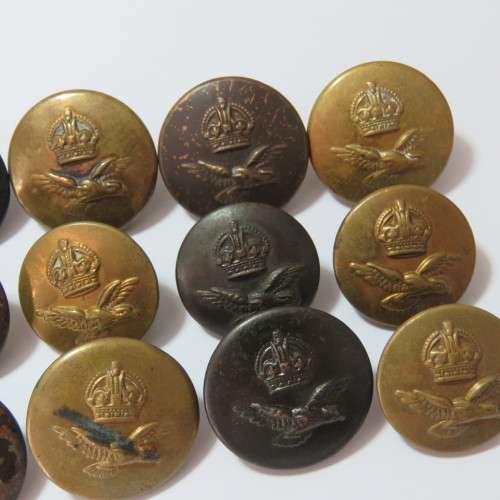 South African Air force buttons - 3 Different sizes - All made by Smith and Wright Ltd, Birmingham