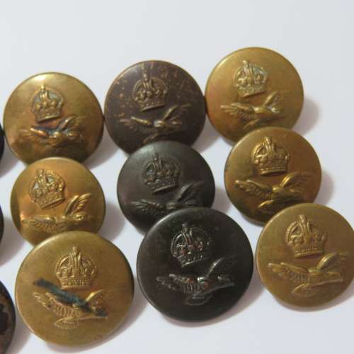 South African Air force buttons - 3 Different sizes - All made by Smith and Wright Ltd, Birmingham