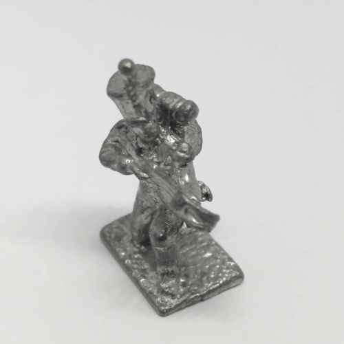 Lot of 4 Vintage lead soldiers