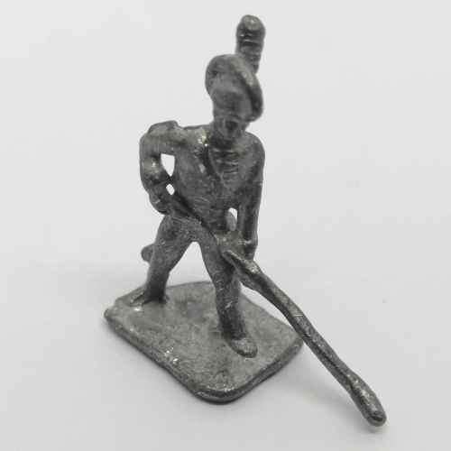 Lot of 4 Vintage lead soldiers