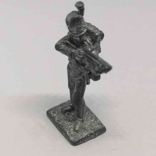 Lot of 4 Vintage lead soldiers