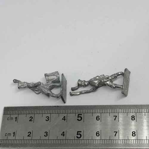Lot of 4 Vintage lead soldiers