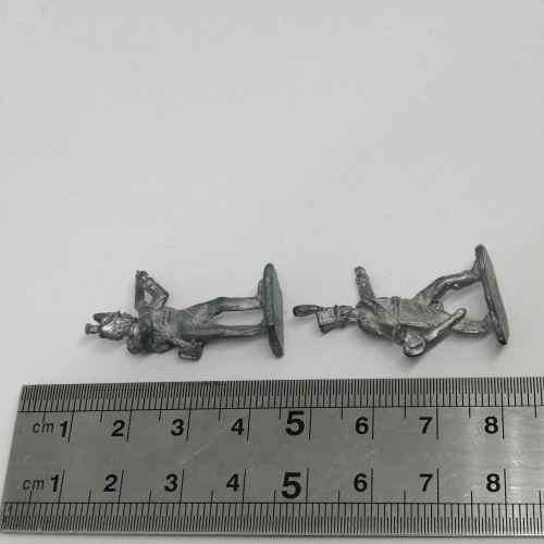 Lot of 4 Vintage lead soldiers
