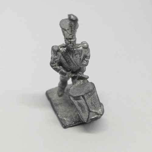 Lot of 4 Vintage lead soldiers