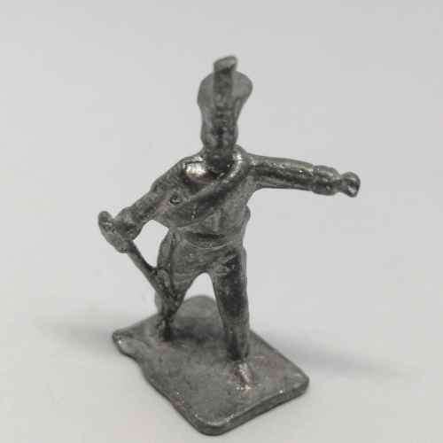 Lot of 4 Vintage lead soldiers
