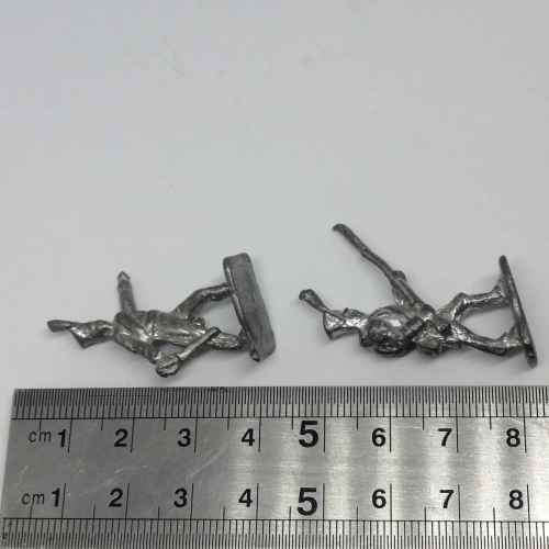 Lot of 4 Vintage lead soldiers