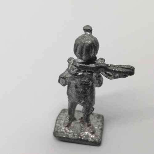 Lot of 4 Vintage lead soldiers