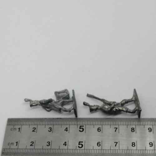 Lot of 4 Vintage lead soldiers
