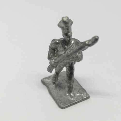 Lot of 4 Vintage lead soldiers